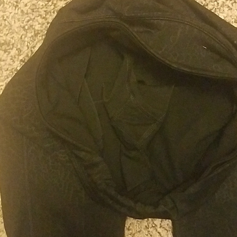 Old Navy capris - Picture 3 of 4